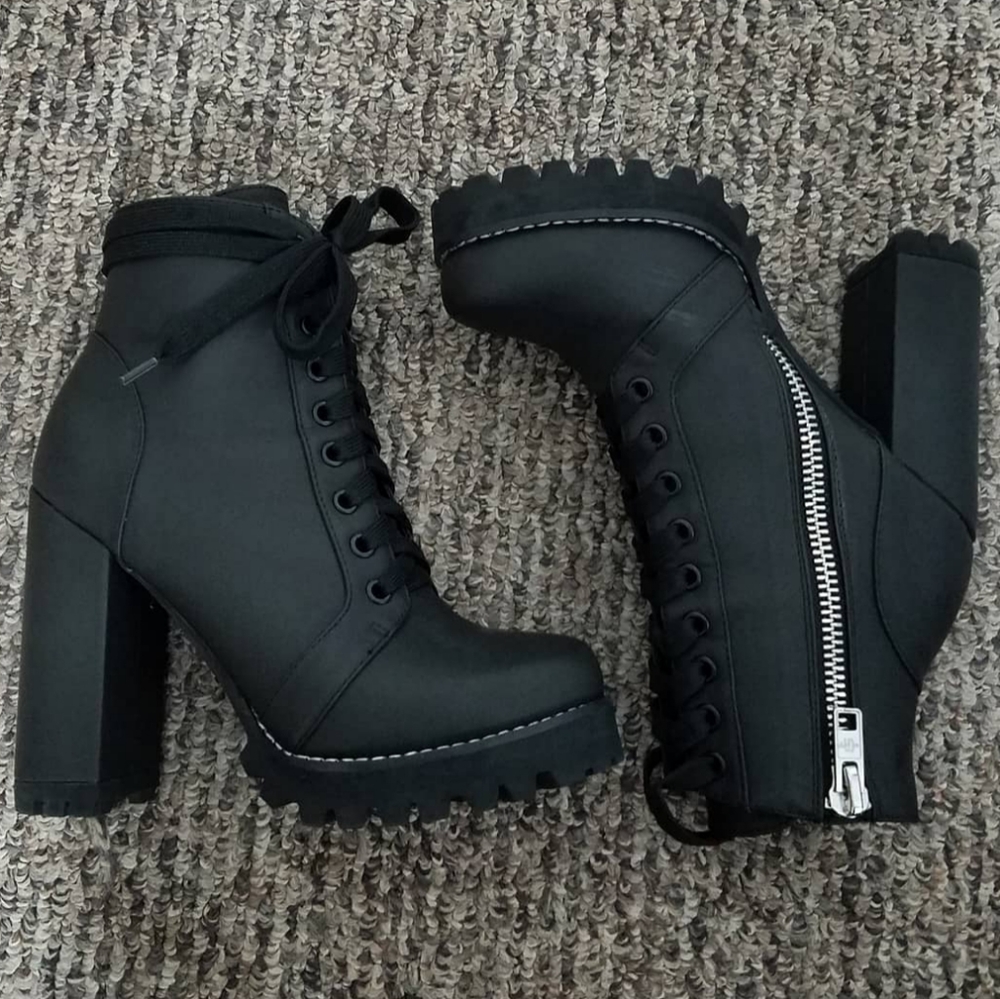Dolls Kill IMOGEN boots.